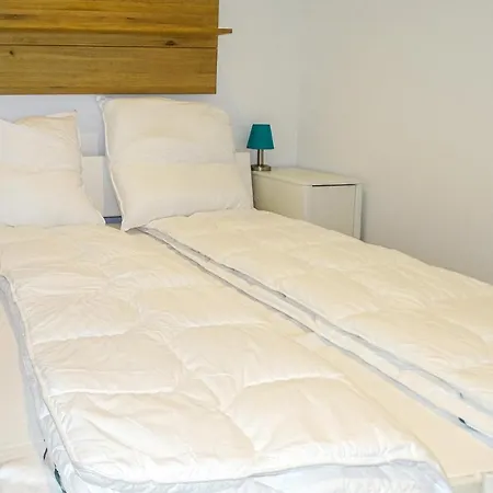 Cozy Apartment In Malchow With Wifi